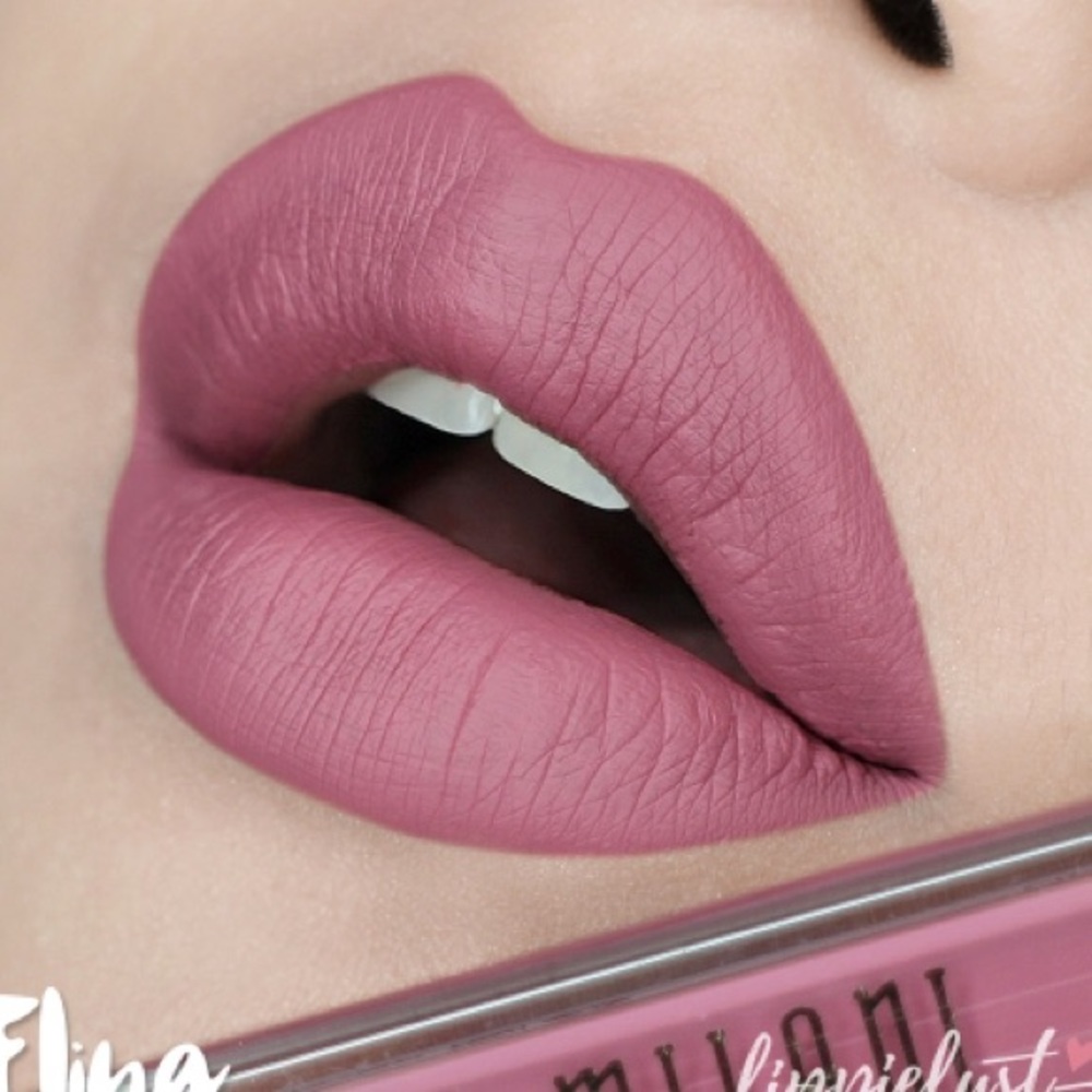 Lipstick bundle 💄💋 - Picture 2 of 3